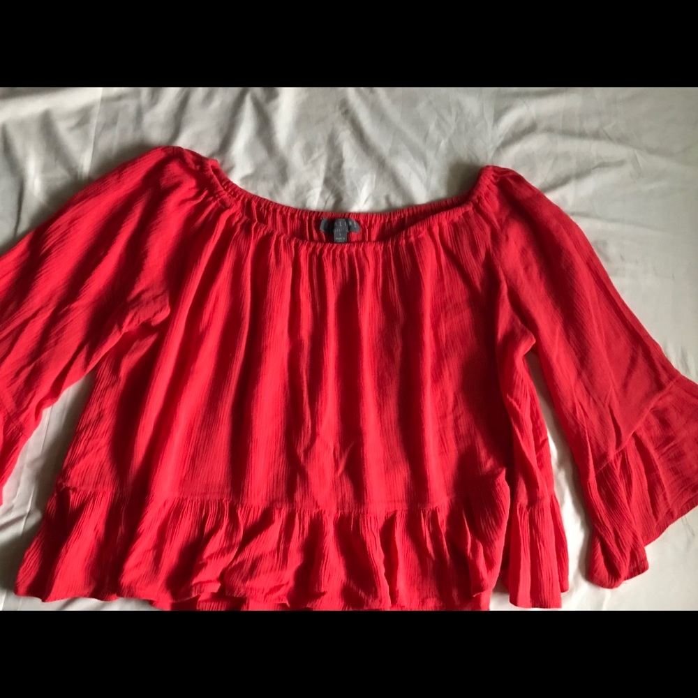 Flutter-sleeve off-the- shoulder top